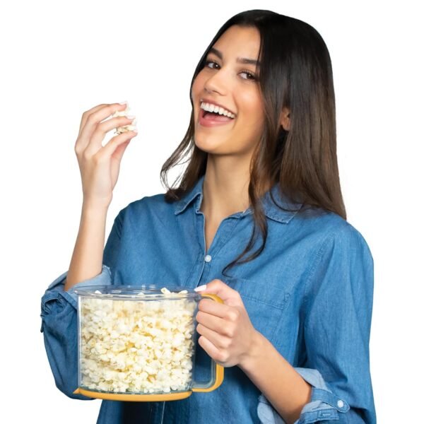 Presto 05206 Showtime Gourmet Oil Popcorn Popper Review Crisp Flavor and Easy Cleanup